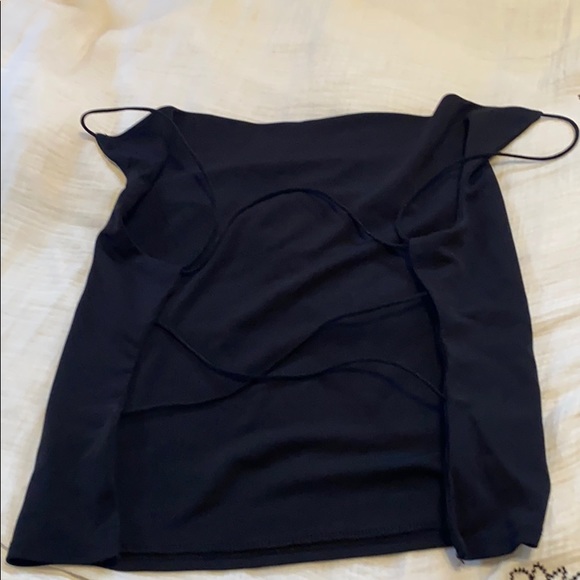 Sexy dress up top w a strapy back. Good quality - Picture 5 of 5